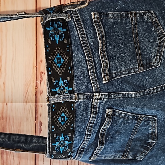 🎇NEW DESIGN! "ONE KIND DENIM Co." UPCYCLED DENIM JEANS FRINGED SHOULDER BAG $48 - Picture 7 of 11